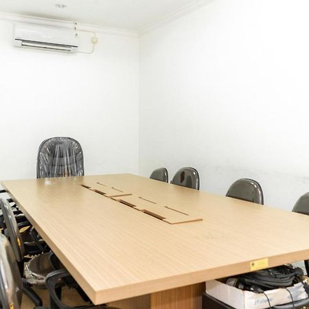 Reddoorz Plus Syariah Near Java Supermall Semarang 2 Екстер'єр фото