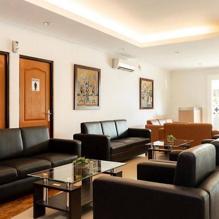 Reddoorz Plus Syariah Near Java Supermall Semarang 2 Екстер'єр фото